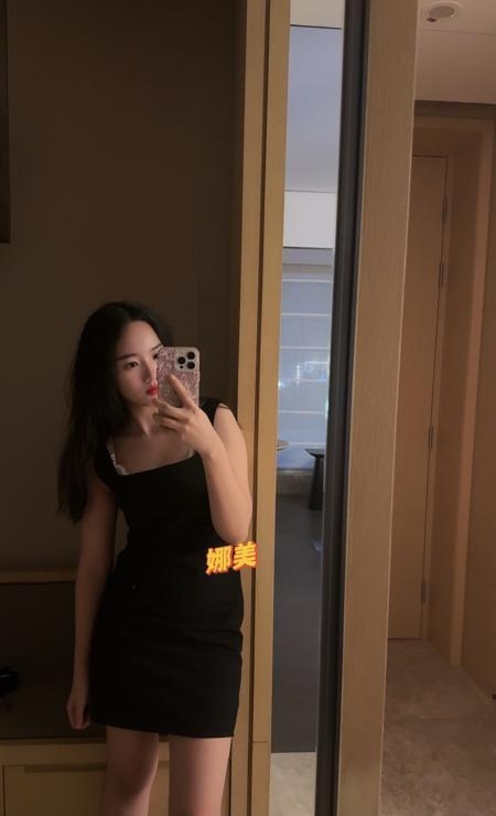 宝安坪洲模特娜美 3