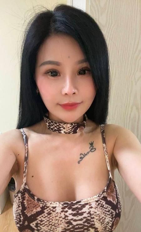 禅城白虎妹珊珊 3