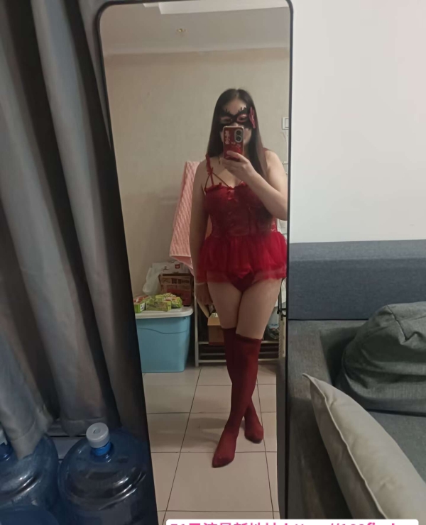 北工大丰满人妻 3
