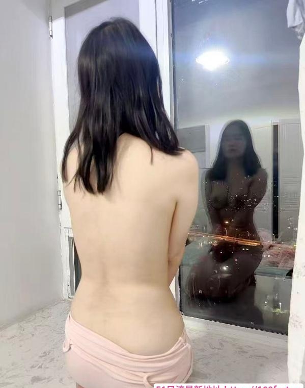 大胸甜甜 4