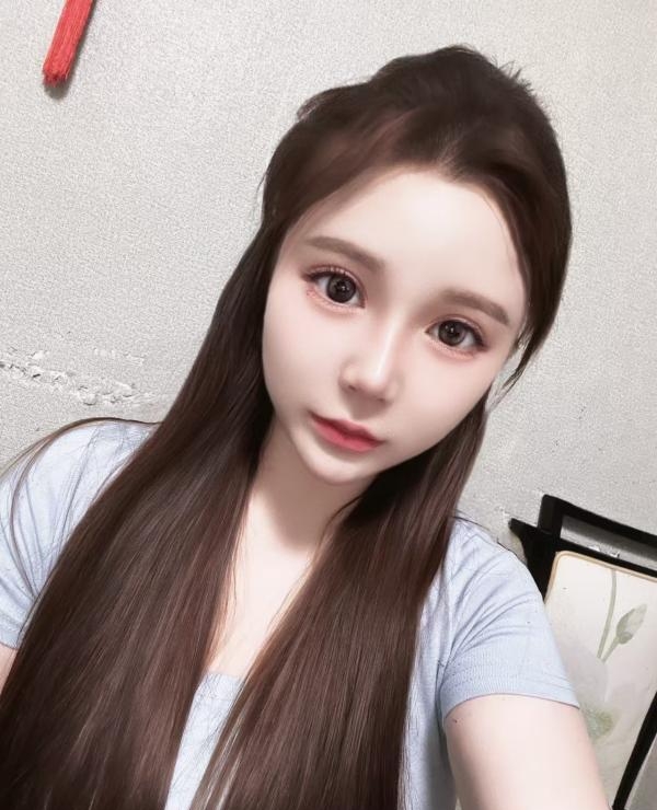 大胸夏夏小姐姐 4